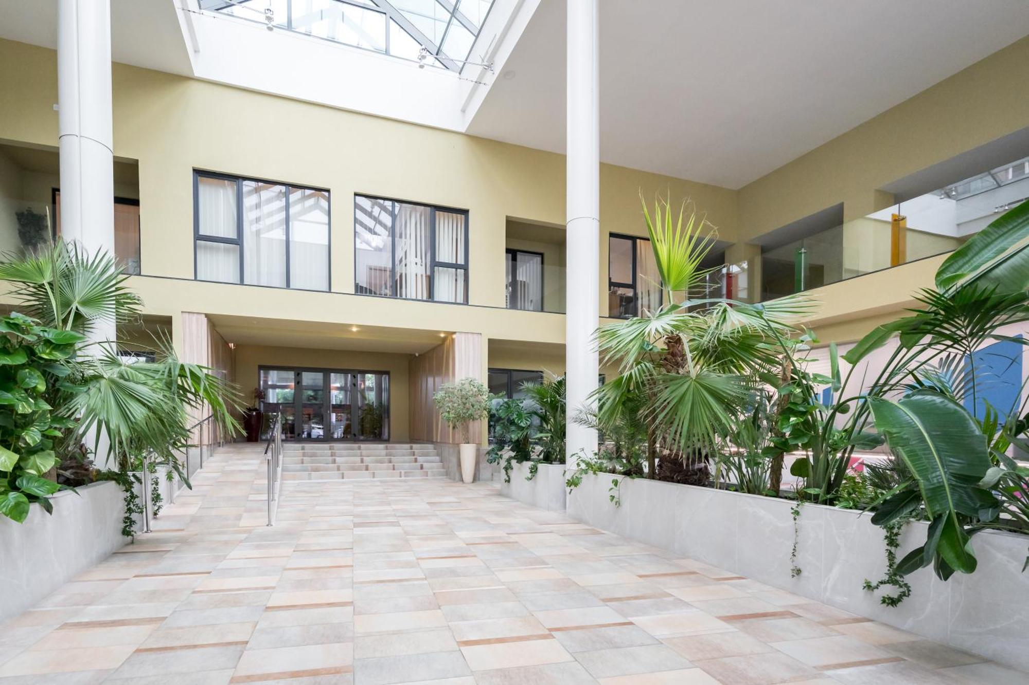 Charlotte Grand Bucharest Apartman Kültér fotó